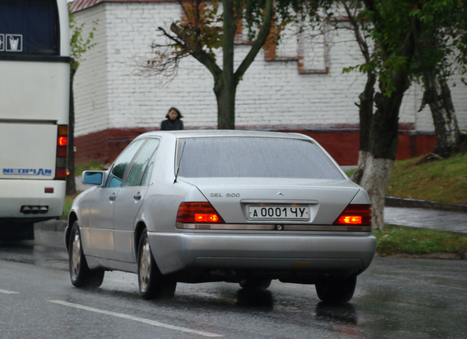 Номер 140. А0001чу Мерседес. Мерседес w140 с советскими номерами. W140 на советских номерах. Мерседес на советских номерах.