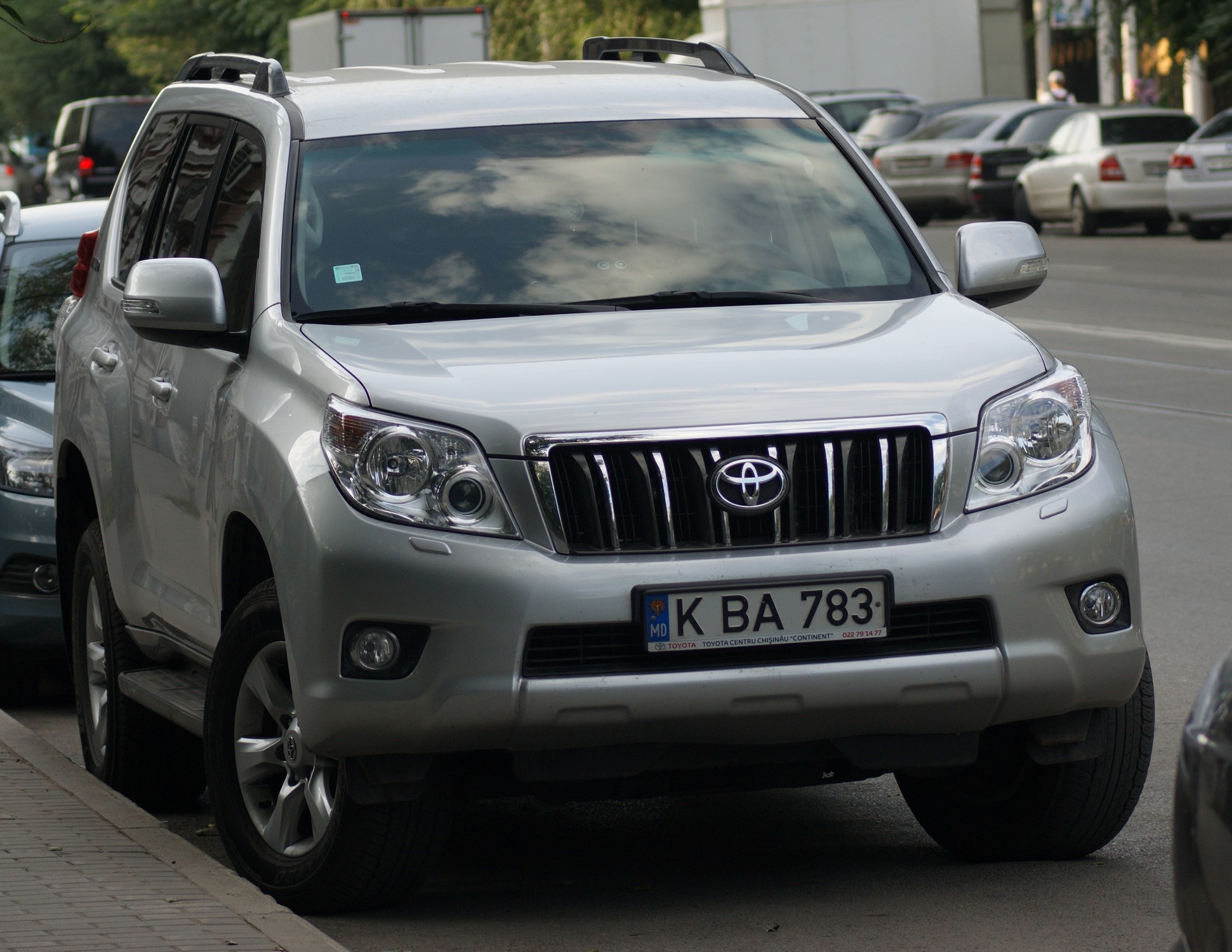 K BA 783, Toyota Land Cruiser Prado 4th gen 5-door SUV (J150), 2009–2013