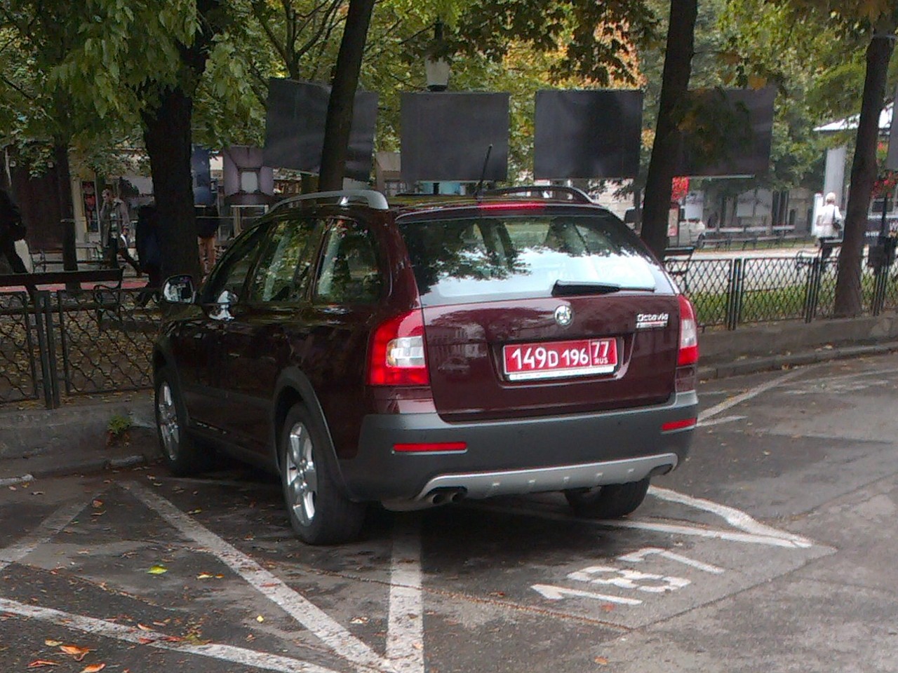 149 D 196 77, Skoda Octavia 2nd gen Scout (A5/1Z5), facelift, 2009–2013