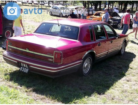 RWA 030B, Lincoln Town Car