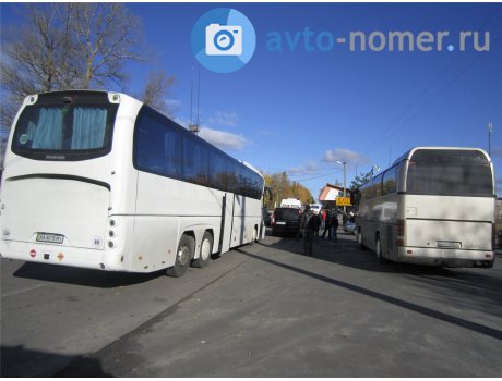AA 8015 MI, Neoplan Tourliner
