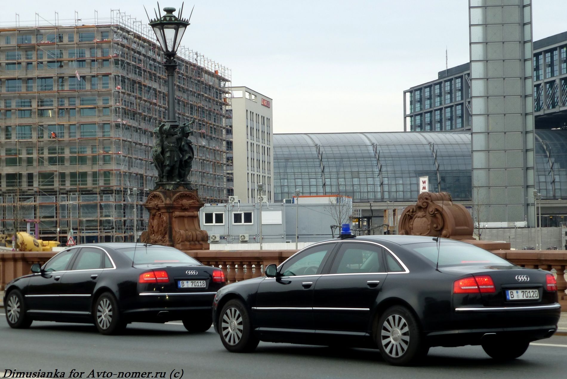 B 70120, Audi A8 2nd gen (D3/4E2/4E8), 2002–2010