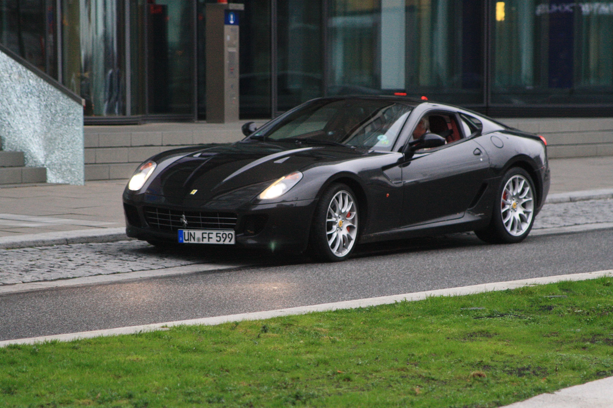 UN FF 599, Ferrari 599 