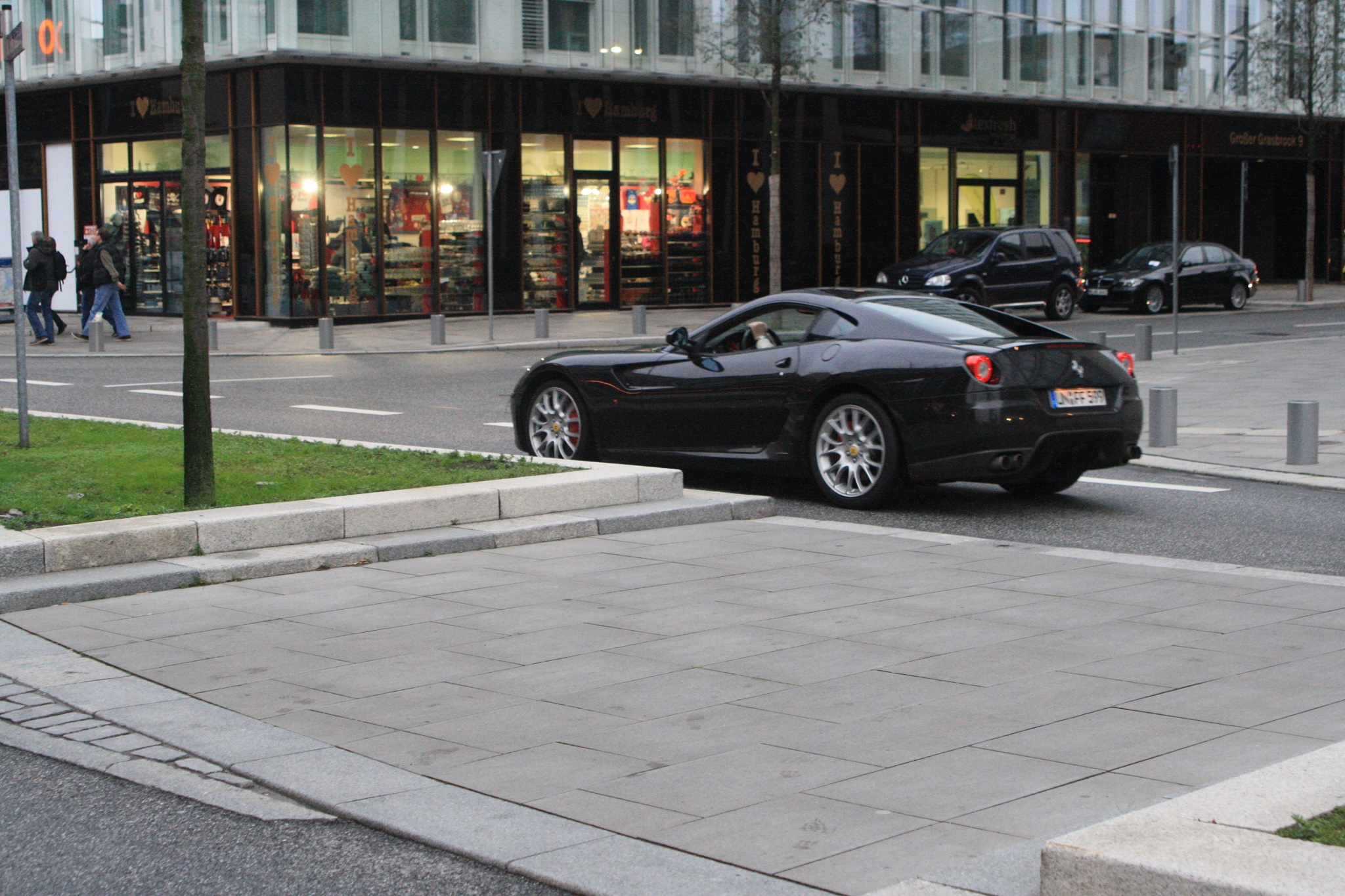 UN FF 599, Ferrari 599 