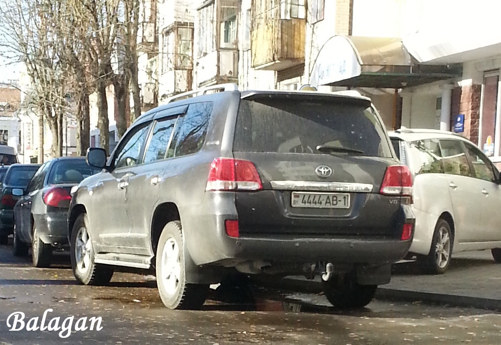 4444 AB-1, Toyota Land Cruiser 200 (J200), 2007–2011