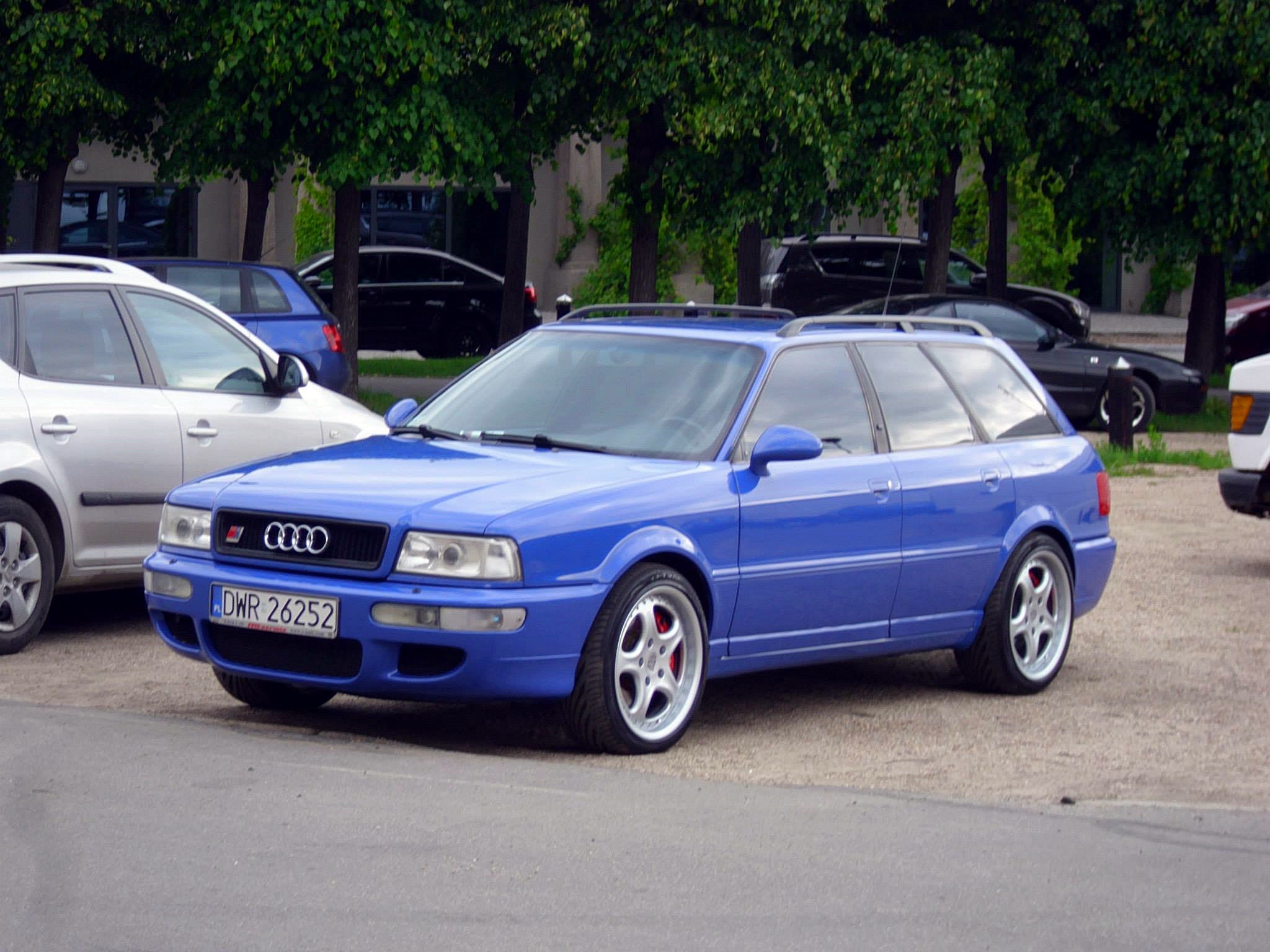 Audi RS2