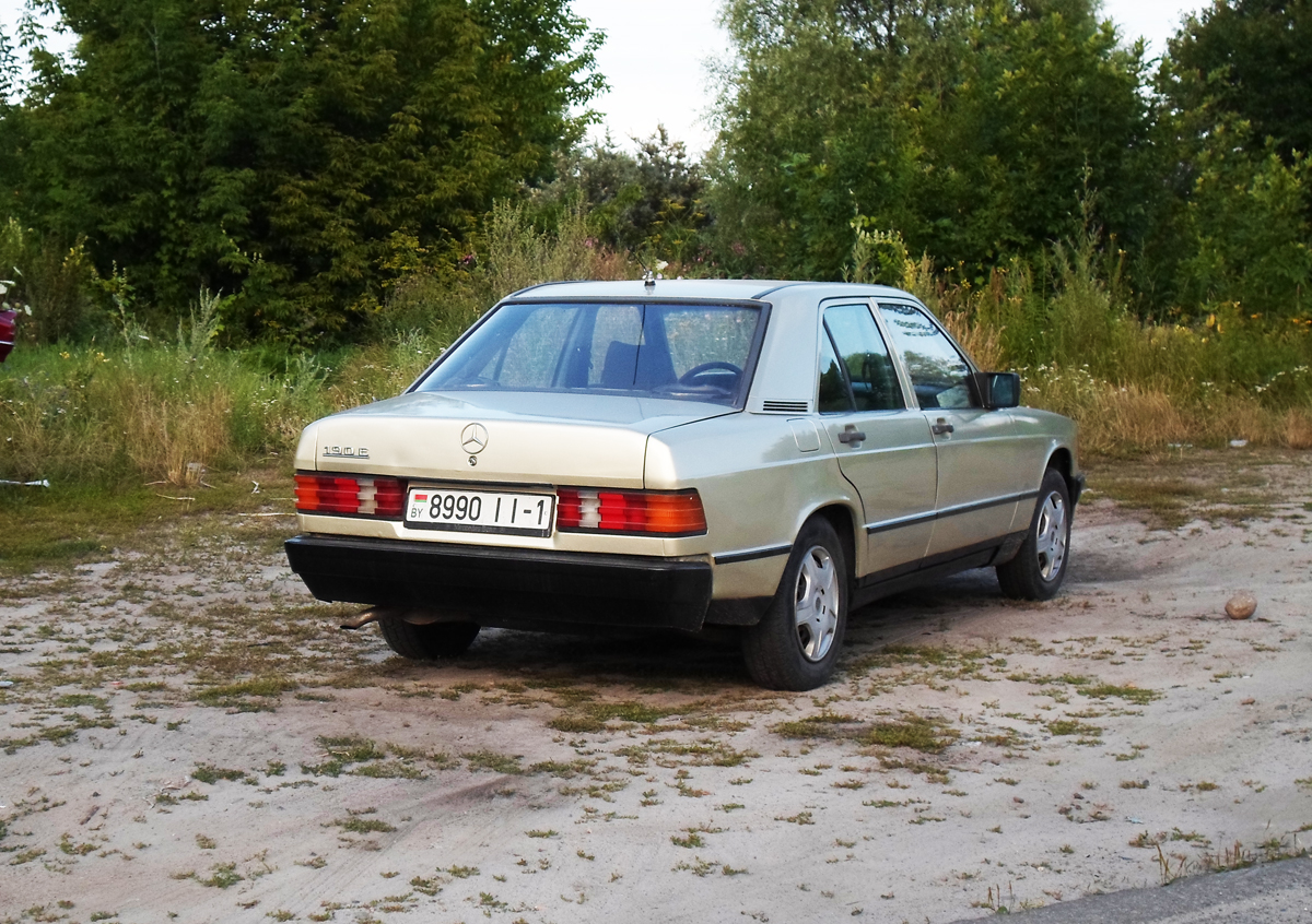 8990 II-1, Mercedes-Benz C-Klasse 190 Sedan (W201), 1982–1993