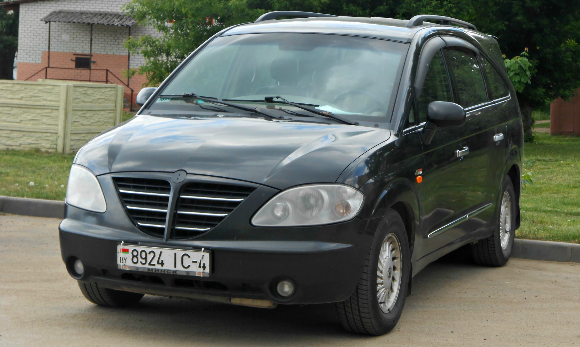 8924 IC-4, SsangYong (KGM) Rodius / Stavic / Turismo 1st gen (A100), 2004–2007