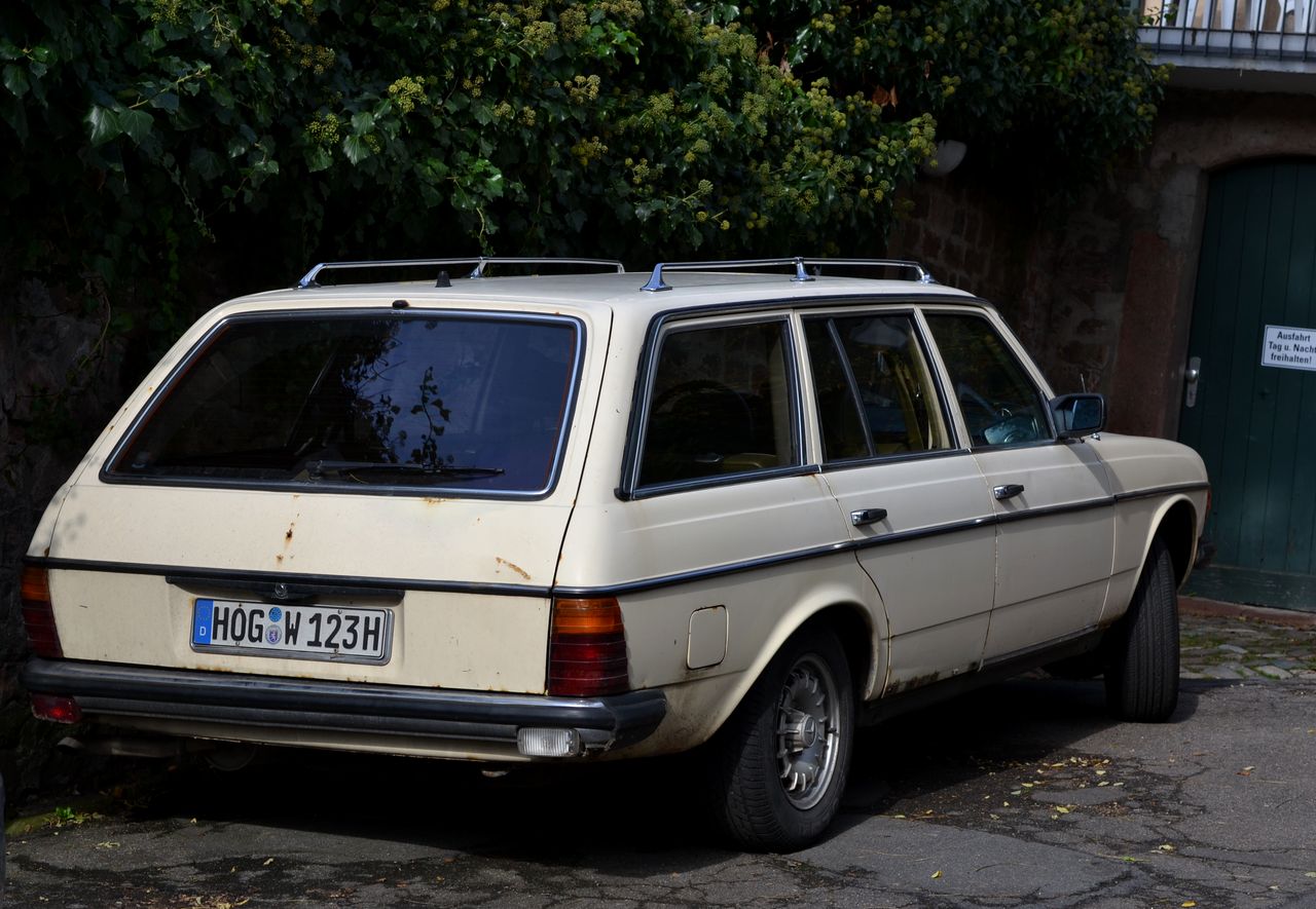 HOG W 123 H, Mercedes-Benz E-Klasse 200T–300T Wagon (S123), 1975­–1986