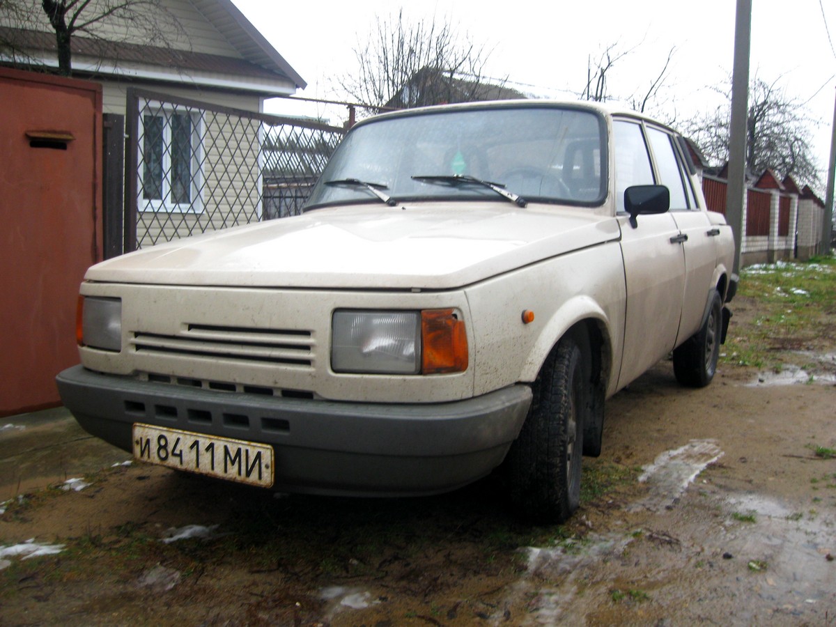 и 8411 МИ, Wartburg 1.3 Limousine, 1988–1991