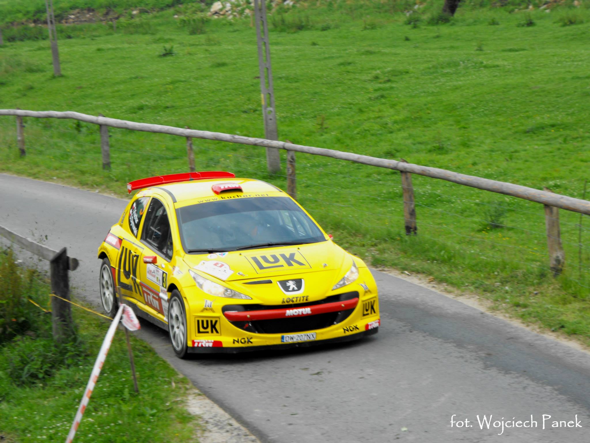 dw-207nx-photos-peugeot-207-poland