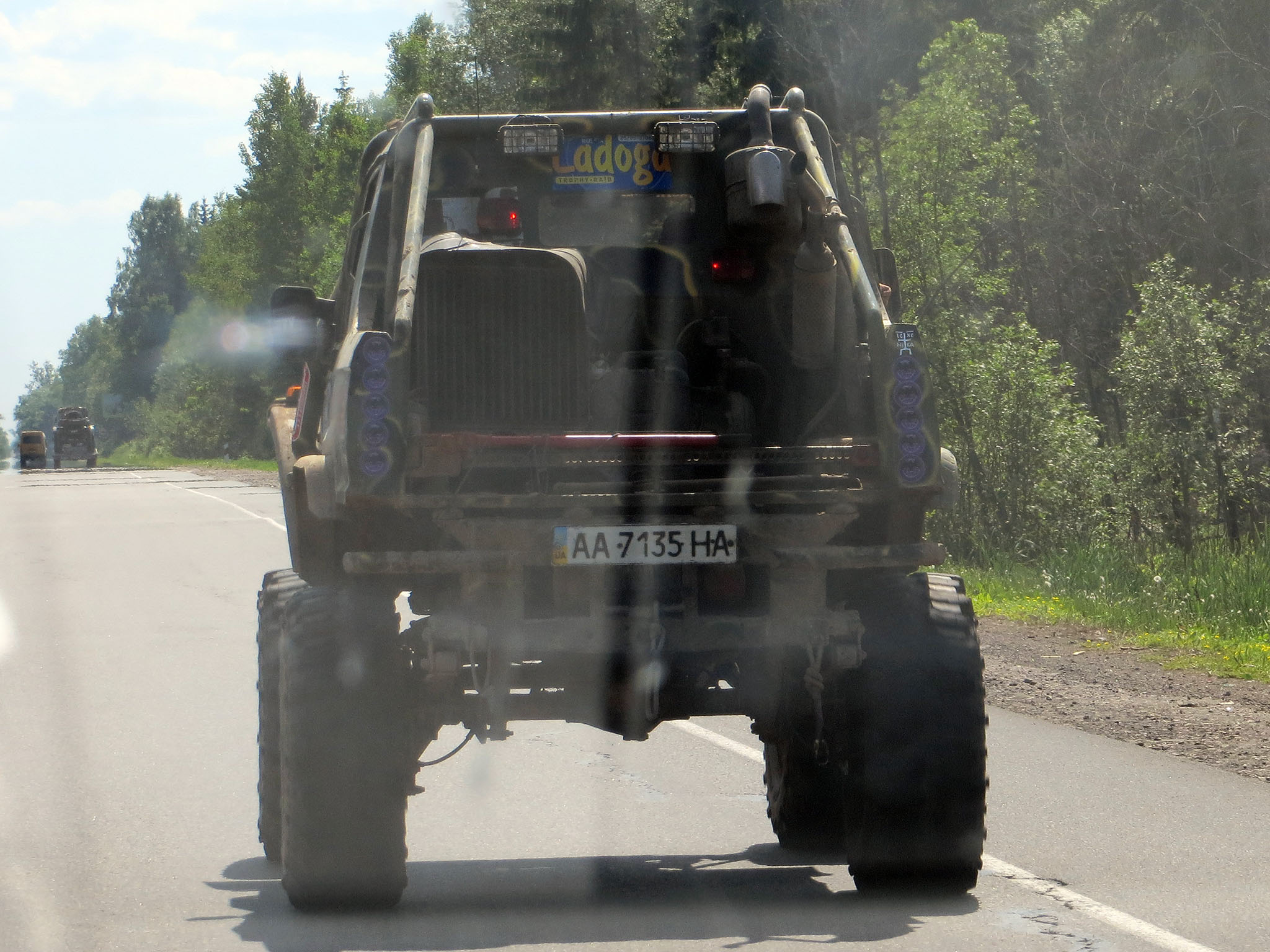 AA 7135 HA, Isuzu Trooper 