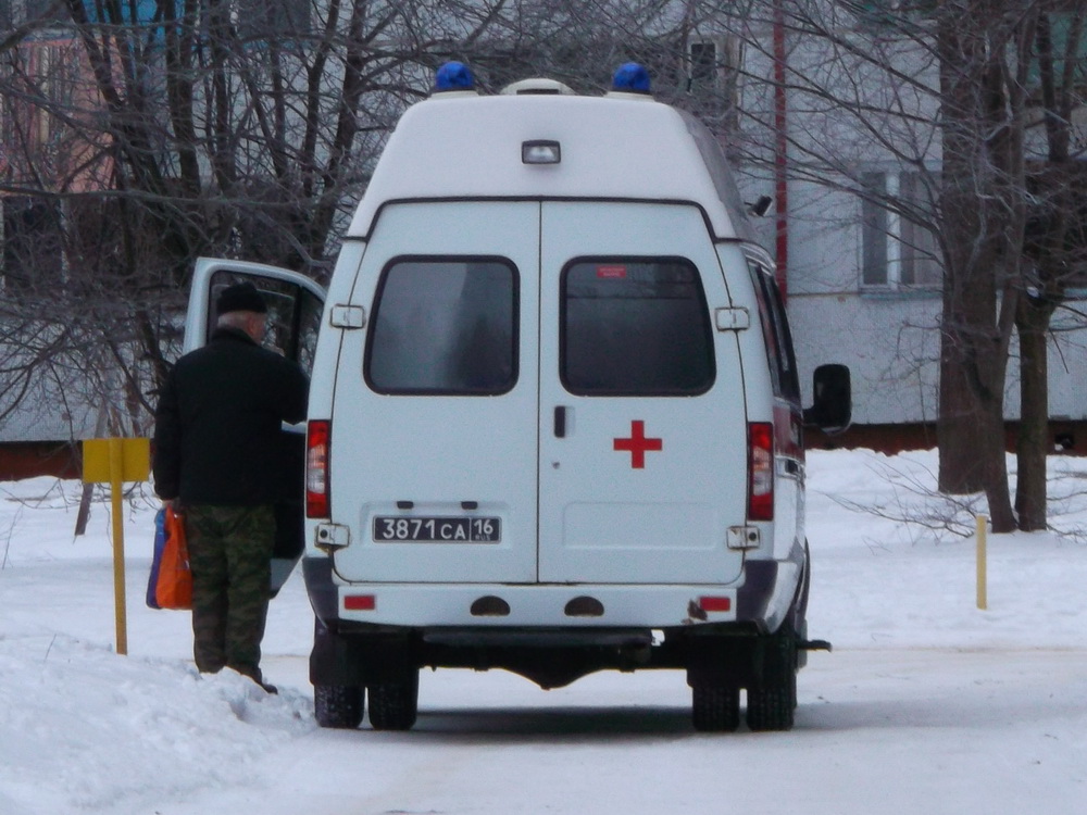 3871 са 16, GAZ 3221 ГАЗель 3221(4) Ambulance, facelift, 2003–