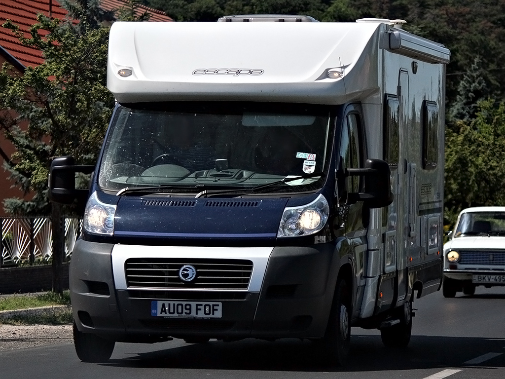 AU09FOF, Swift Motorhomes Escape 