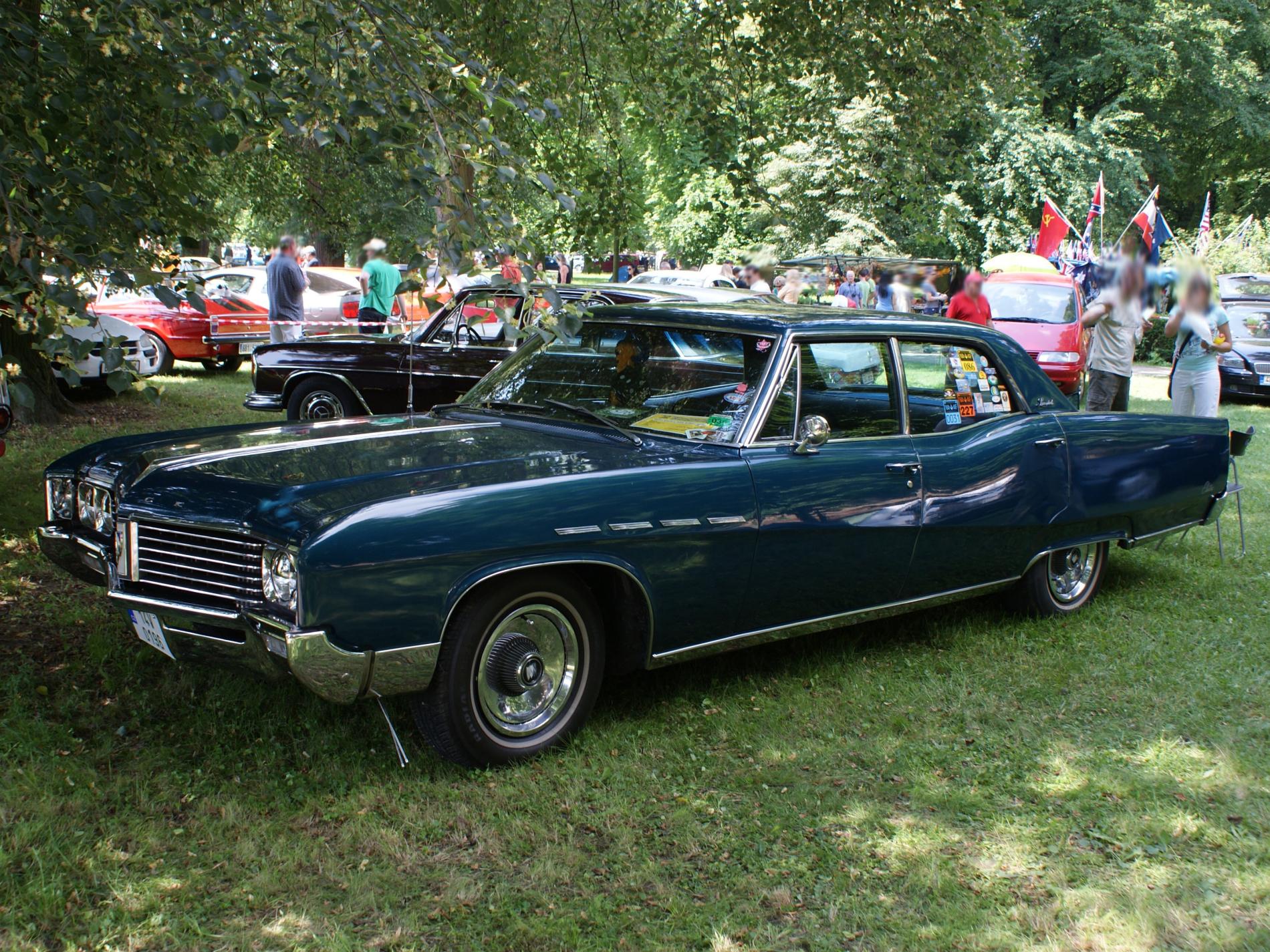 14V 0196, Buick Electra 3rd gen 1967 225 Sedan (48269/48469; C-body), 2nd facelift, 1966–1967