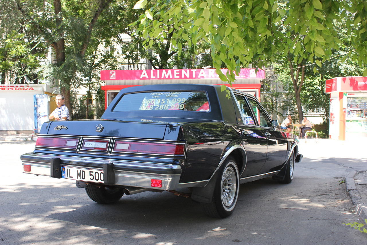 IL MD 500, Chrysler Fifth Avenue 