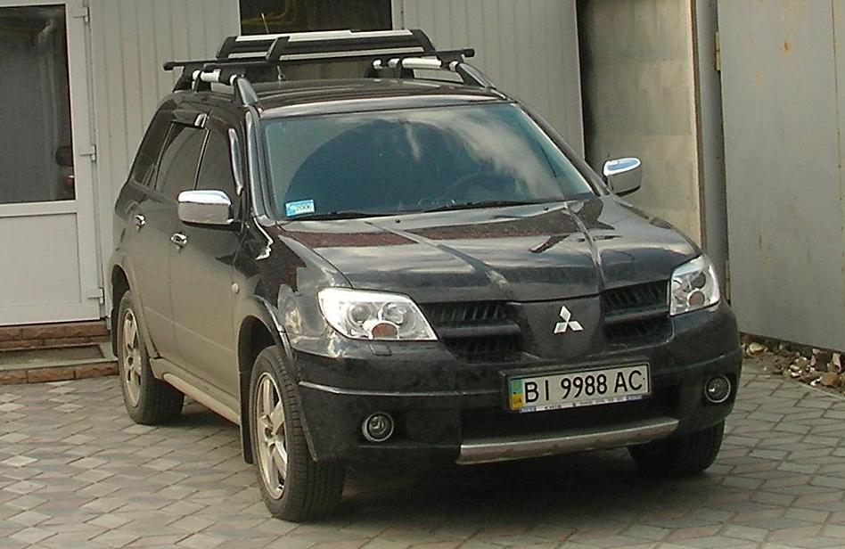 BI 9988 AC, Mitsubishi Outlander 