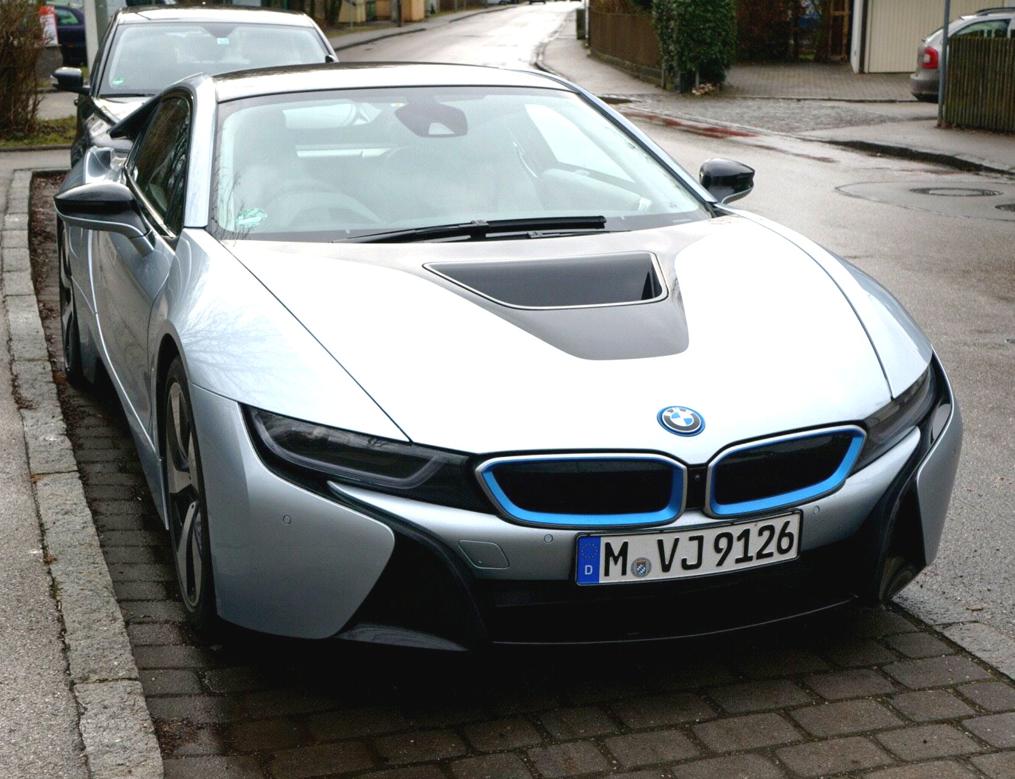M VJ 9126, BMW i8 1st gen Coupé (I12), 2014–2020