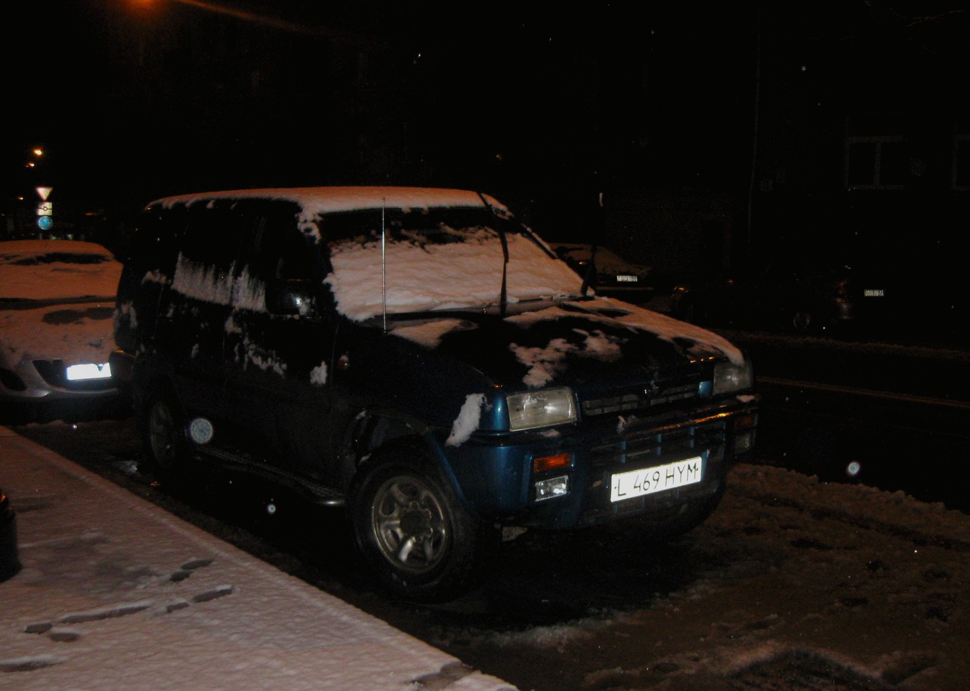 L 469 HYM, Nissan Terrano II 