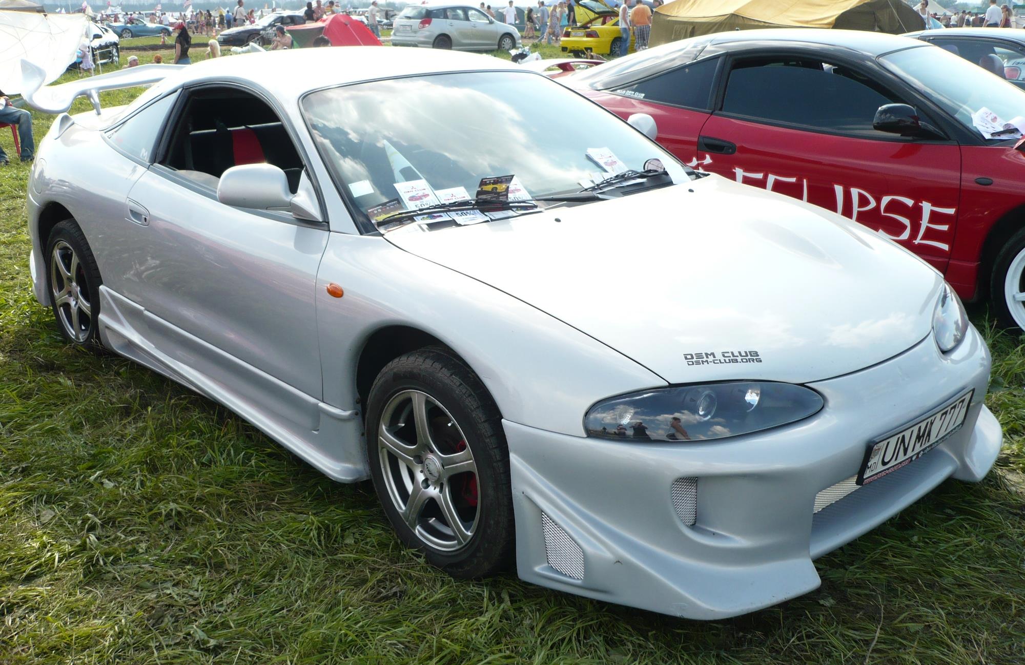 UN MK 777, Mitsubishi Eclipse 2nd gen Coupé (D31A/D32A/D33A/D38A/D39A), 1994–1999
