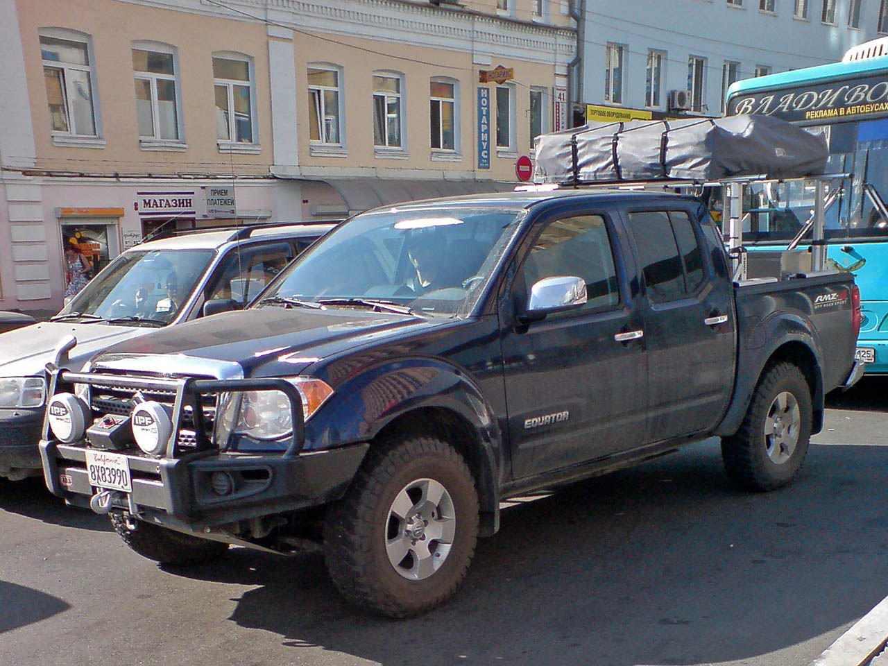 8X83990, Suzuki Equator 1st gen (D40), 2008–2012