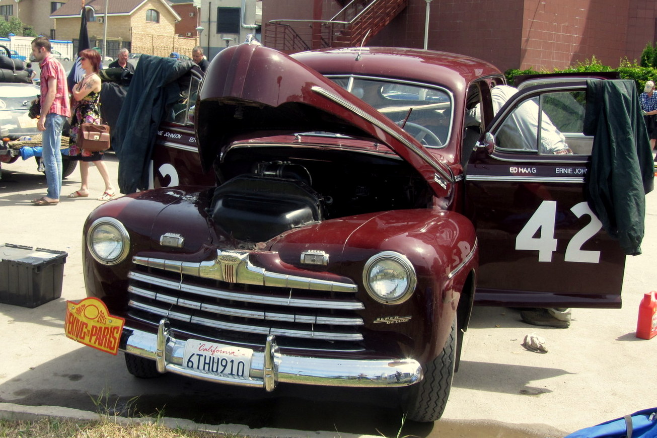 6THU910, Ford Super Deluxe 