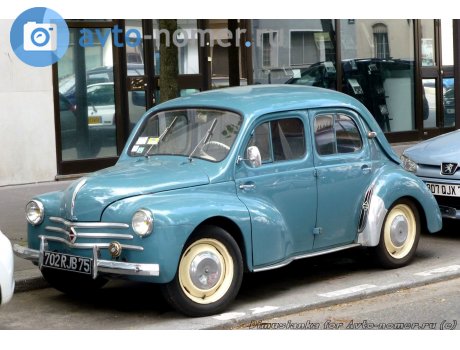 702 RJB 75, Renault 4CV
