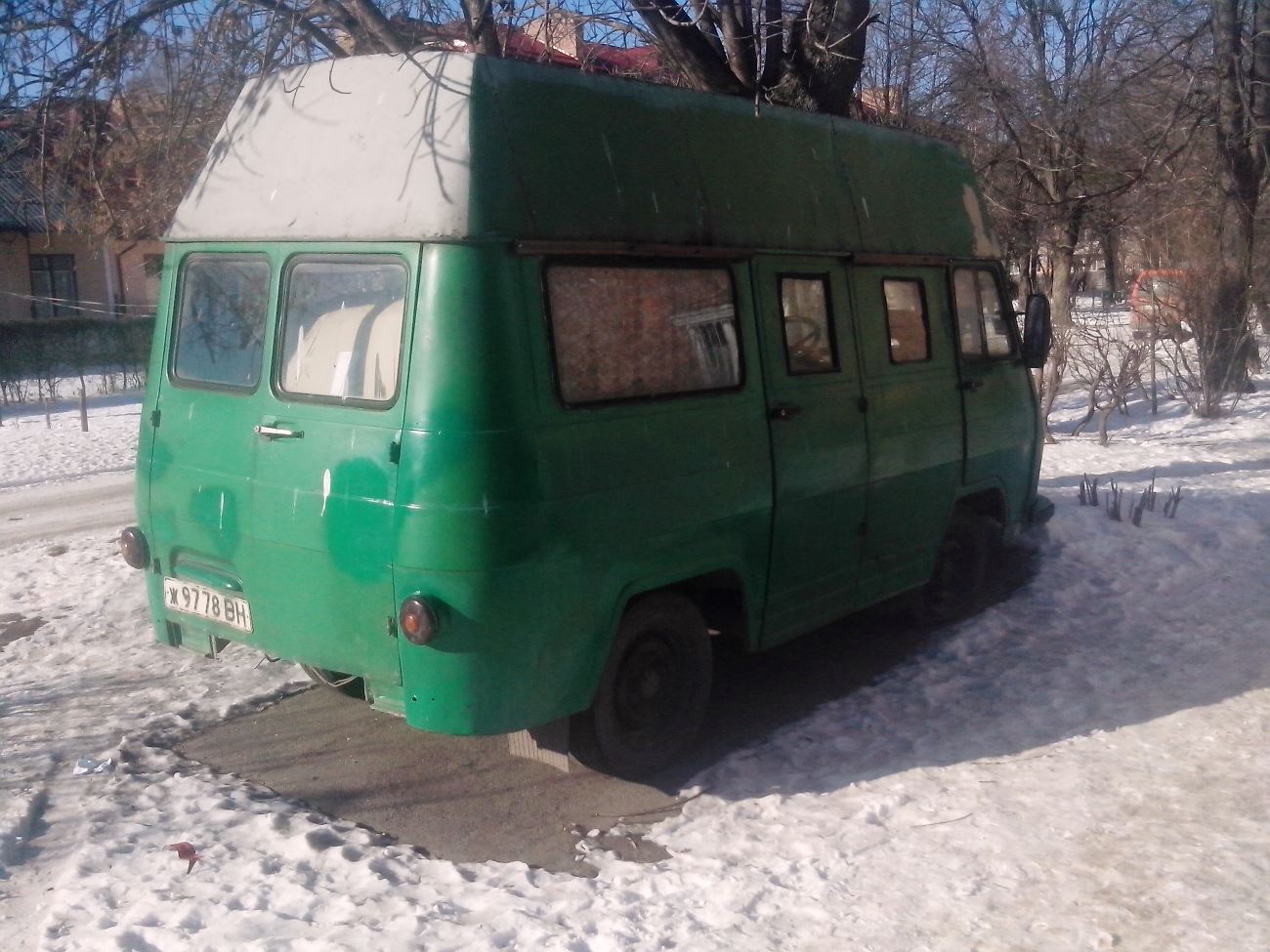 ж 9778 ВН, Rocar TV-12 