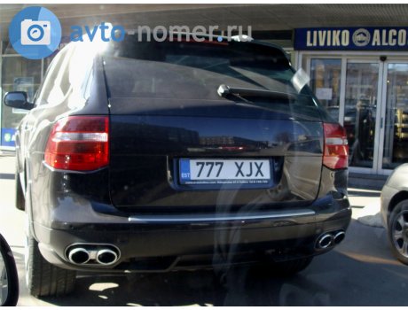 777 XJX, Porsche Cayenne