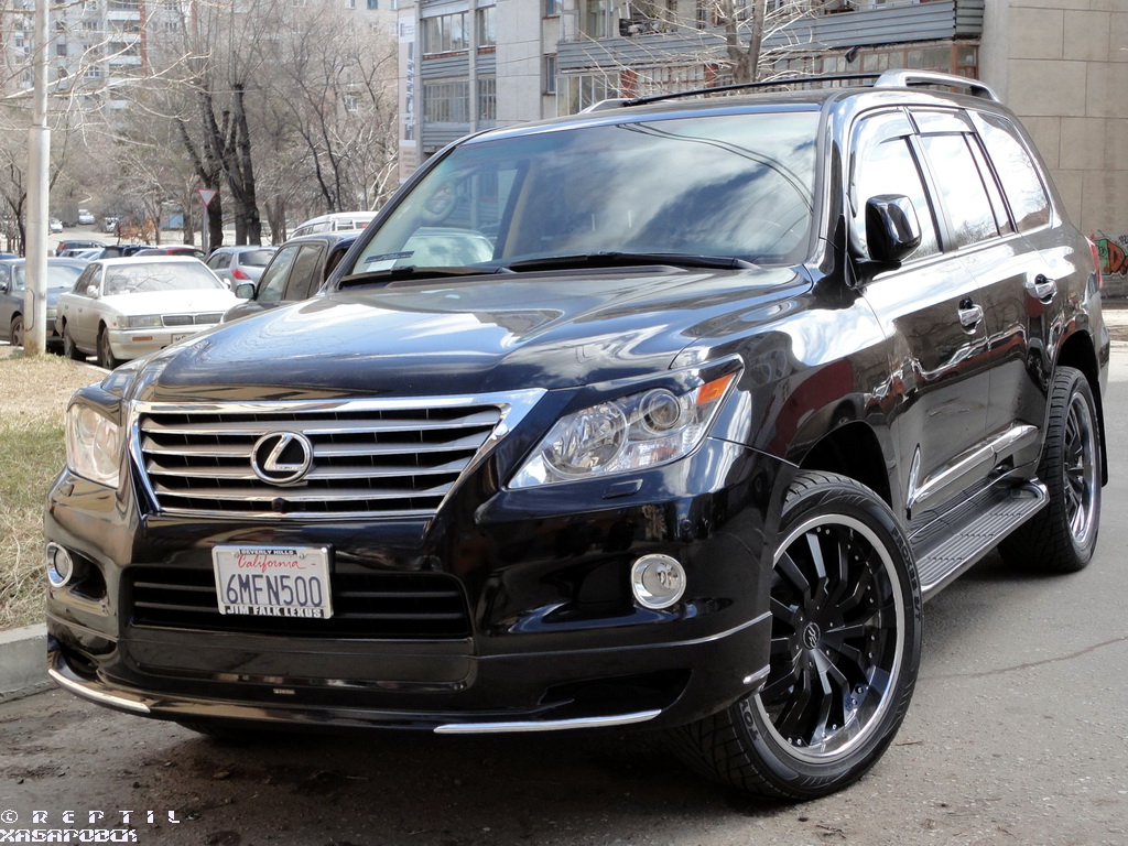 Lexus LX 500