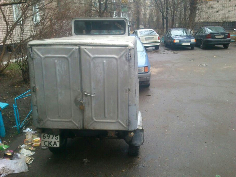 6975 CKA, TMZ Муравей 