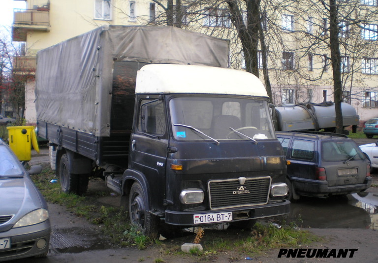 0164 BT-7, Renault SAVIEM SG-Series 