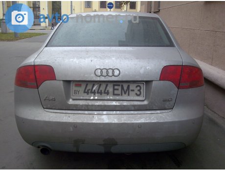 4444 EM-3, Audi A4