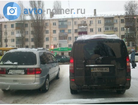 BI 9988 AC, Mercedes-Benz Viano