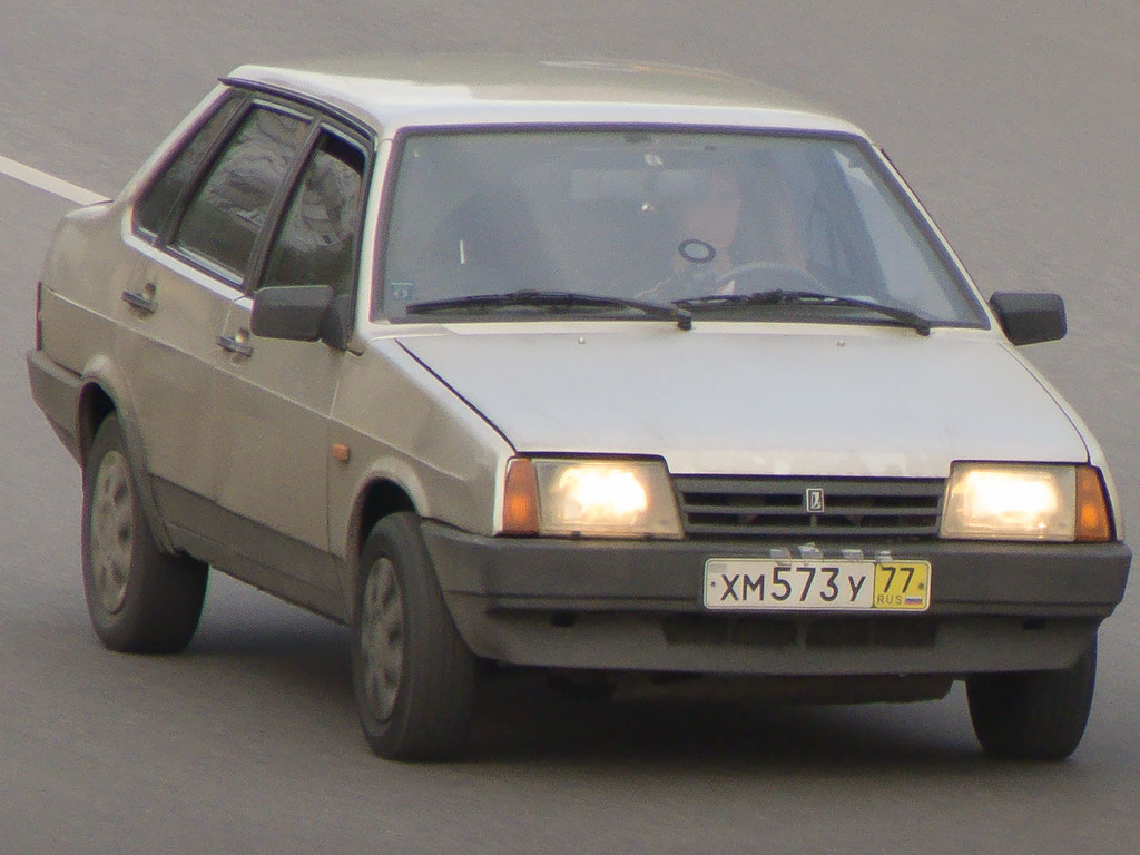 хм 573 у 77, Lada (VAZ) 21099 