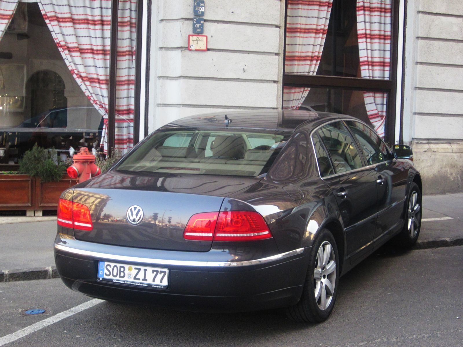 SOB ZI 77, Volkswagen Phaeton 1st gen (3D), facelift, 2010–2016