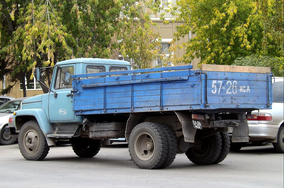 Газ 3307 бортовой. Грузовик ГАЗ 3307 бортовой. Автомобиль ГАЗ 3307 грузовой бортовой. Борта ГАЗ 3307.