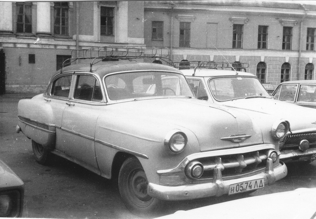 н 0574 ЛД, Chevrolet 210 