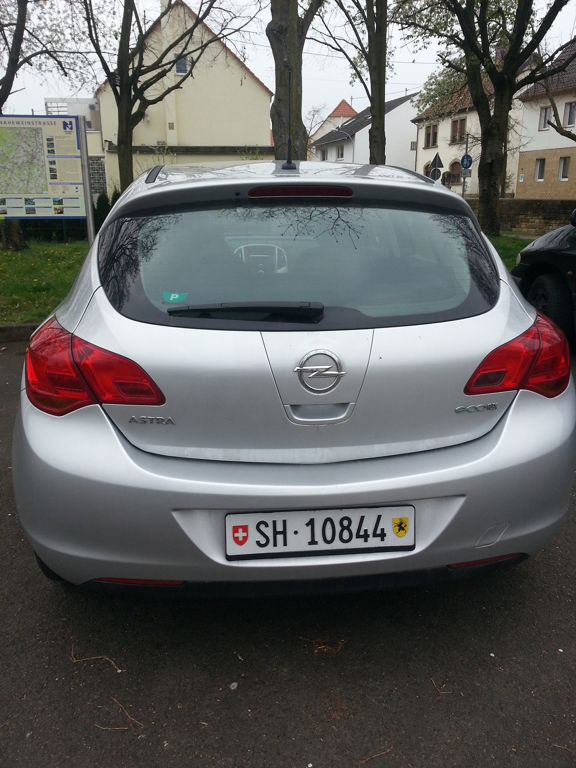 SH 10844, Opel Astra 4th gen Hatch (J; P10), 2009–2015