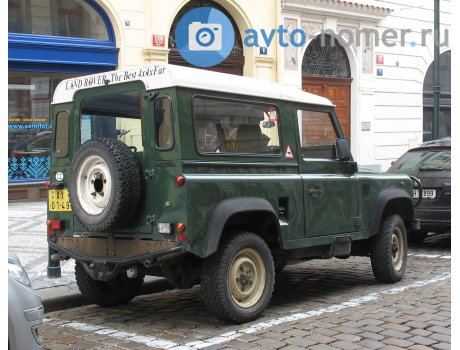AX 01-49, Land Rover Defender