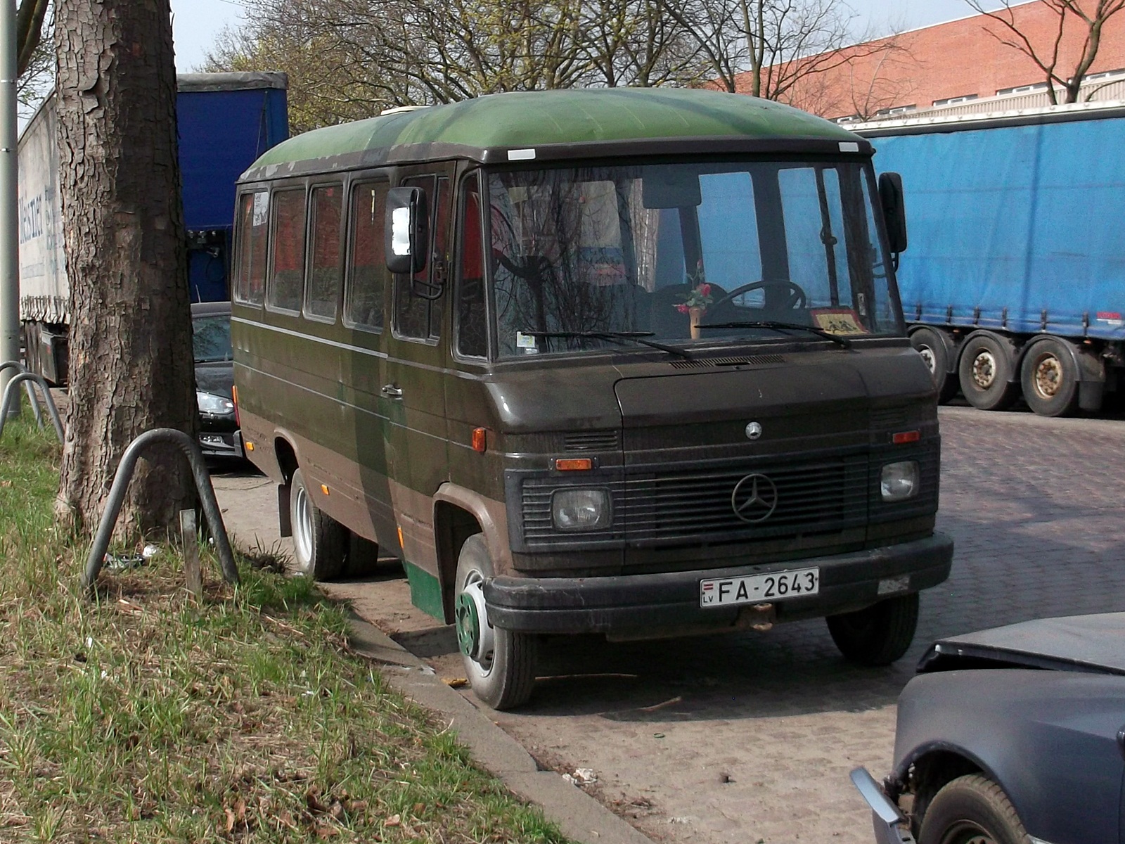 Mercedes Benz 309