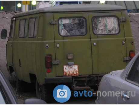 4660 МКН, UAZ 452