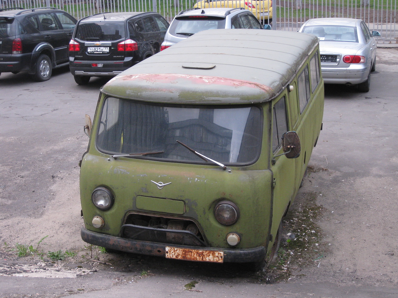 4660 МКН, UAZ 452 452А/3962/3741 Glassed Van, 1965–