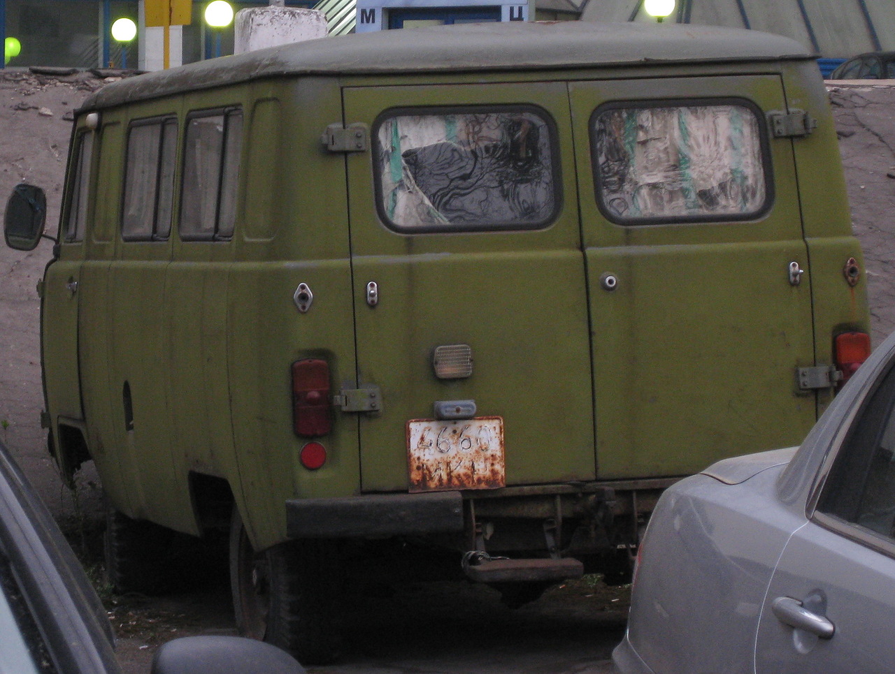 4660 МКН, UAZ 452 452А/3962/3741 Glassed Van, 1965–