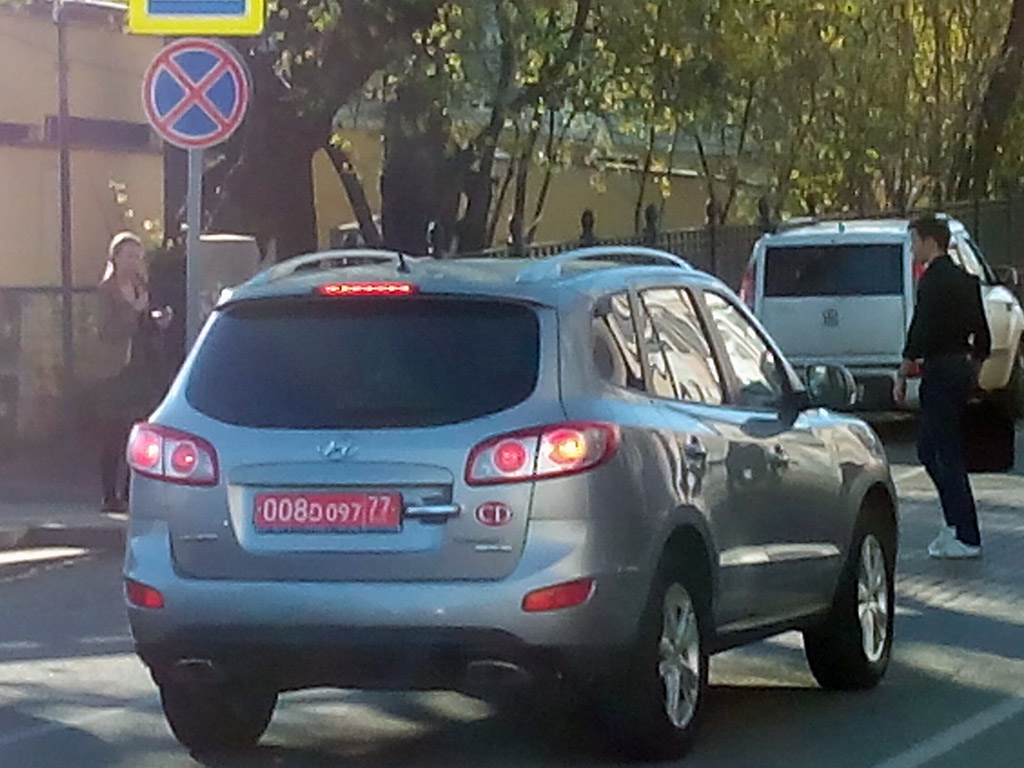 008 D 097 77, Hyundai Santa Fe 