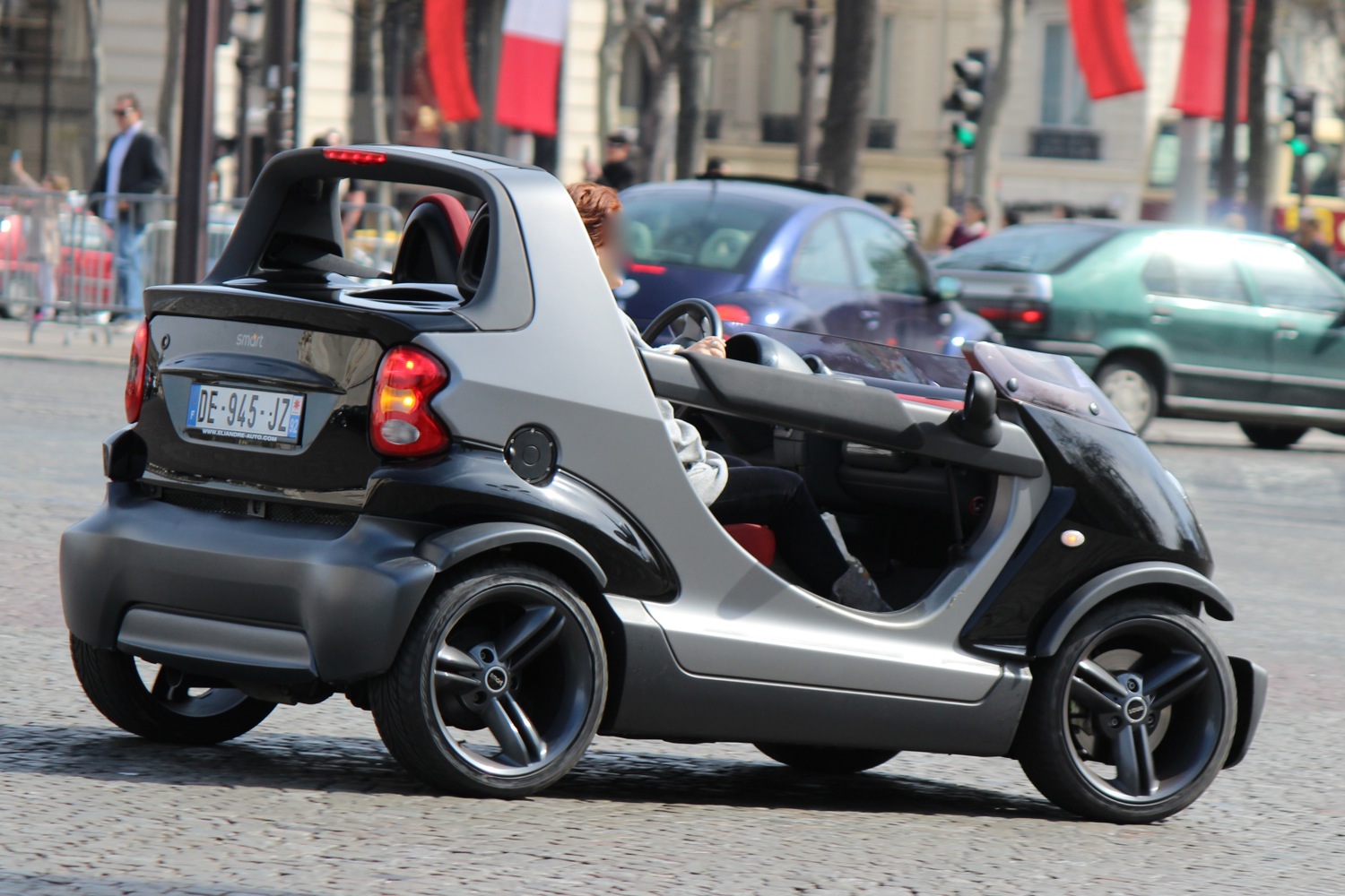 DE-945-JZ, Smart Crossblade 1st gen (R450), 2002–2003