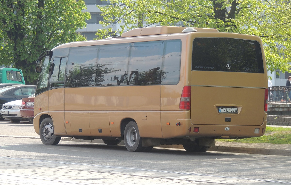 TVL 076, Mercedes-Benz Medio 