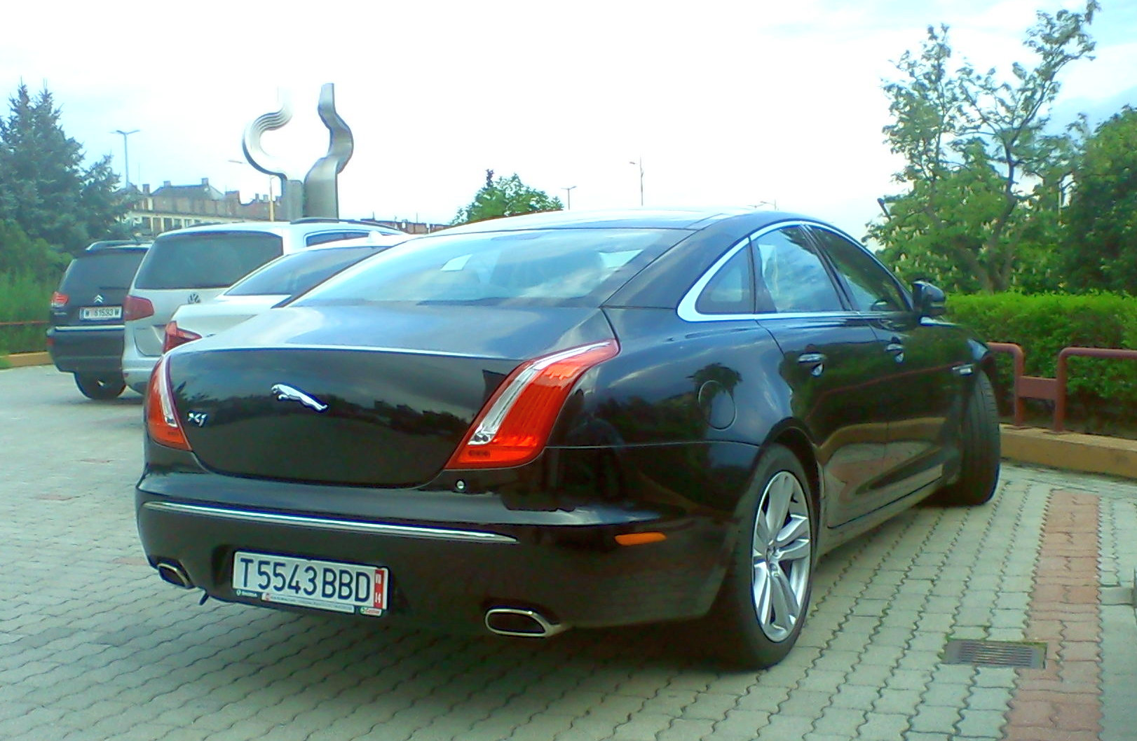 T 5543 BBD, Jaguar XJ 6th gen (X351), 2009–2019
