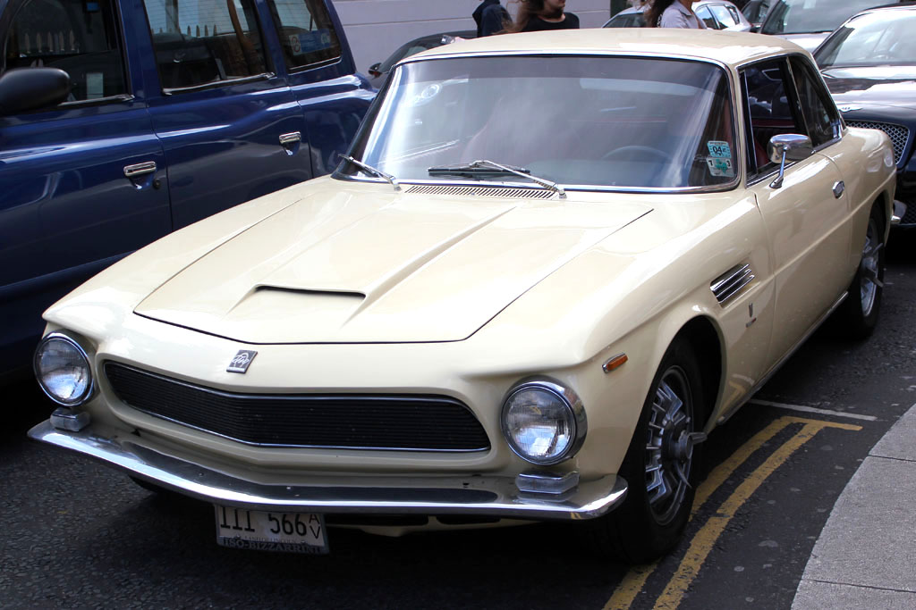 III 566, Iso Rivolta 