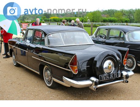 1574 JK 75, Simca Vedette